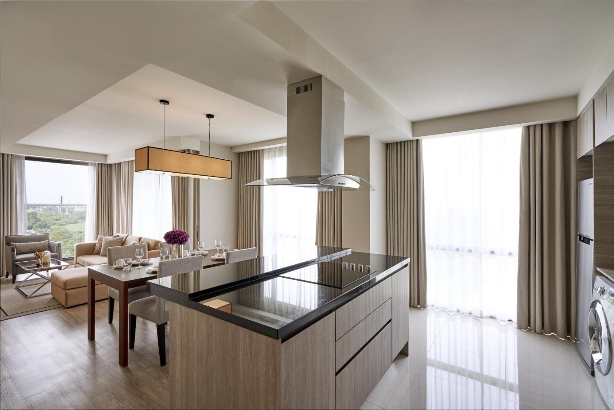 The Park Nine Hotel Suvarnabhumi Bangkok Bagian luar foto A kitchen in a private home