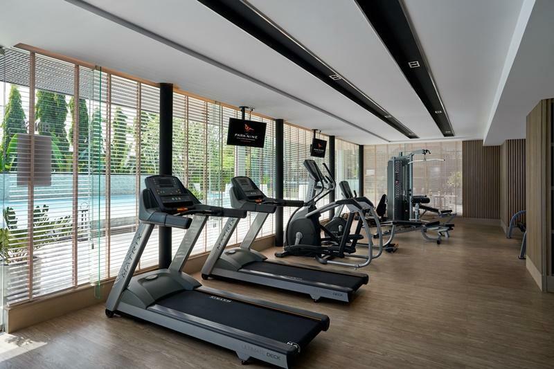 The Park Nine Hotel Suvarnabhumi Bangkok Bagian luar foto The gym at the hotel